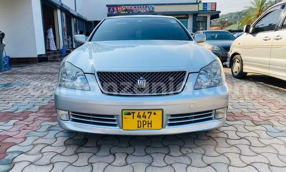 Buy Used Toyota Crown Silver Car in Dar es Salaam in Dar es Salaam Buy Used Toyota Crown Silver Car in Dar es Salaam in Dar es Salaam