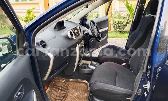 Buy Used Toyota IST Blue Car in Dar es Salaam in Dar es Salaam Buy Used Toyota IST Blue Car in Dar es Salaam in Dar es Salaam