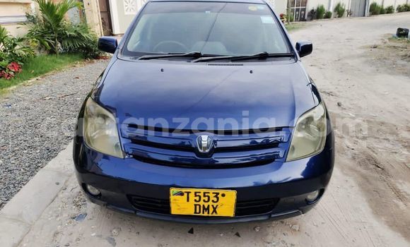 Buy Used Toyota IST Blue Car in Dar es Salaam in Dar es Salaam Buy Used Toyota IST Blue Car in Dar es Salaam in Dar es Salaam