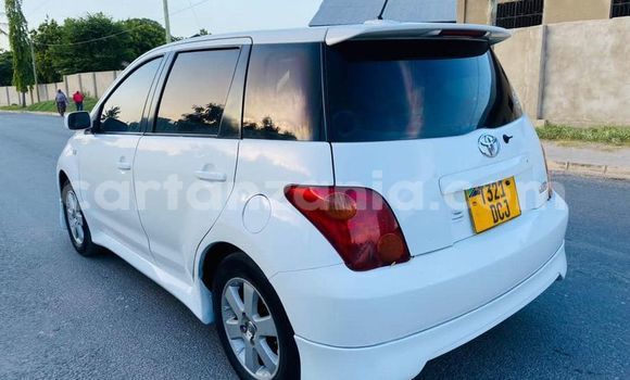 Nunua Ilio tumika Toyota IST Nyeupe Gari ndani ya Dar es Salaam nchini Dar es Salaam Nunua Ilio tumika Toyota IST Nyeupe Gari ndani ya Dar es Salaam nchini Dar es Salaam