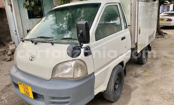 Buy Used Toyota Town Ace White Car in Dar es Salaam in Dar es Salaam