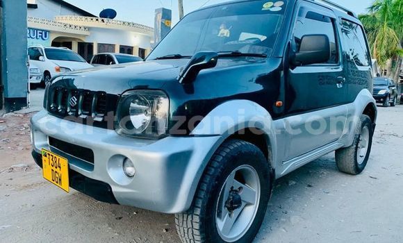 Buy Used Suzuki Jimny Green Car in Dar es Salaam in Dar es Salaam Buy Used Suzuki Jimny Green Car in Dar es Salaam in Dar es Salaam