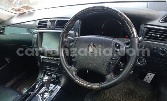 Buy Used Toyota Crown White Car in Dar es Salaam in Dar es Salaam Buy Used Toyota Crown White Car in Dar es Salaam in Dar es Salaam