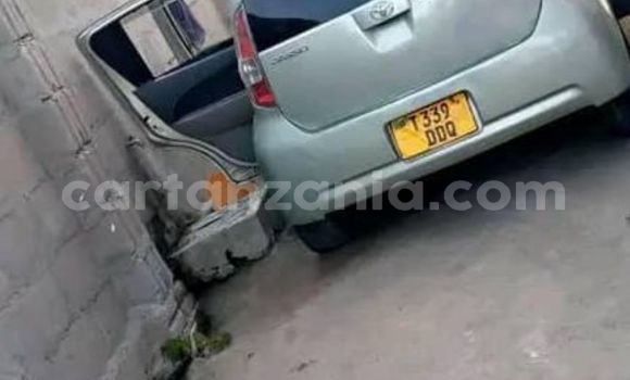 Buy Used Toyota Passo Silver Car in Dar es Salaam in Dar es Salaam