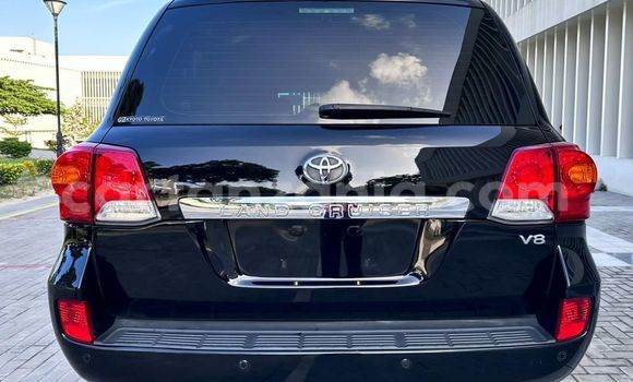 Buy Import Toyota Land Cruiser Black Car in Dar es Salaam in Dar es Salaam Buy Import Toyota Land Cruiser Black Car in Dar es Salaam in Dar es Salaam