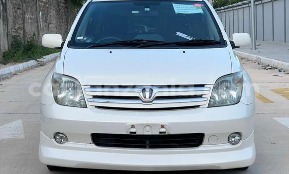 Nunua Imported Toyota IST Nyeupe Gari ndani ya Dar es Salaam nchini Dar es Salaam Nunua Imported Toyota IST Nyeupe Gari ndani ya Dar es Salaam nchini Dar es Salaam