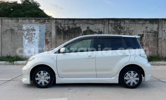 Nunua Imported Toyota IST Nyeupe Gari ndani ya Dar es Salaam nchini Dar es Salaam Nunua Imported Toyota IST Nyeupe Gari ndani ya Dar es Salaam nchini Dar es Salaam