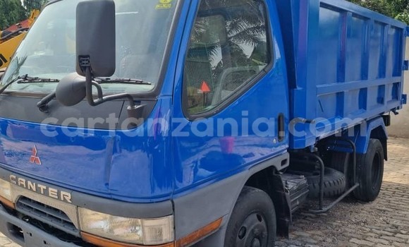 Buy Import Mitsubishi Fuso Fighter Blue Truck in Dar es Salaam in Dar es Salaam Buy Import Mitsubishi Fuso Fighter Blue Truck in Dar es Salaam in Dar es Salaam