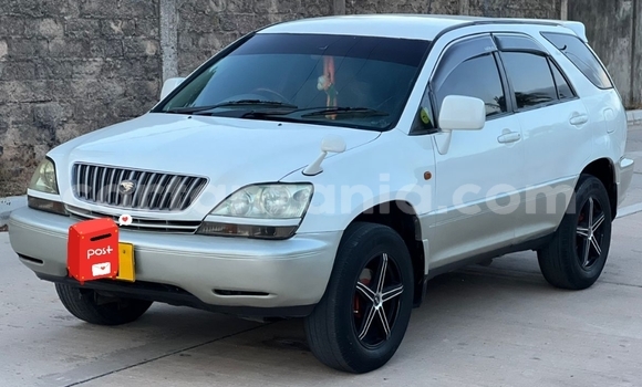 Buy Used Toyota Harrier White Car in Dar es Salaam in Dar es Salaam Buy Used Toyota Harrier White Car in Dar es Salaam in Dar es Salaam