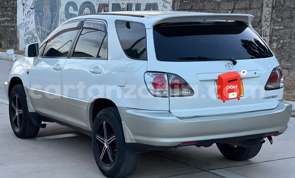 Buy Used Toyota Harrier White Car in Dar es Salaam in Dar es Salaam Buy Used Toyota Harrier White Car in Dar es Salaam in Dar es Salaam