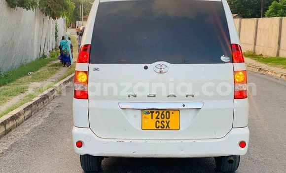 Nunua Ilio tumika Toyota Noah Nyeupe Gari ndani ya Dar es Salaam nchini Dar es Salaam Nunua Ilio tumika Toyota Noah Nyeupe Gari ndani ya Dar es Salaam nchini Dar es Salaam