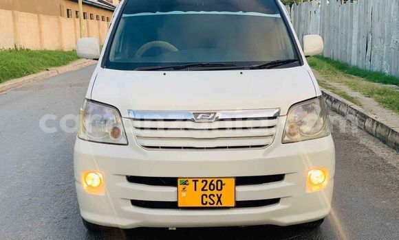 Nunua Ilio tumika Toyota Noah Nyeupe Gari ndani ya Dar es Salaam nchini Dar es Salaam Nunua Ilio tumika Toyota Noah Nyeupe Gari ndani ya Dar es Salaam nchini Dar es Salaam