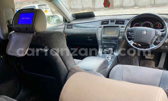 Nunua Ilio tumika Toyota Crown Fedha Gari ndani ya Dar es Salaam nchini Dar es Salaam Nunua Ilio tumika Toyota Crown Fedha Gari ndani ya Dar es Salaam nchini Dar es Salaam