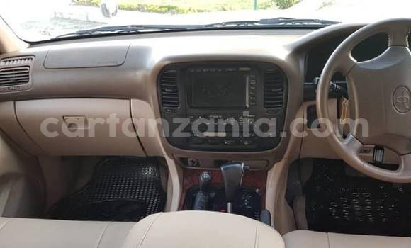 Nunua Ilio tumika Toyota Land Cruiser Fedha Gari ndani ya Dar es Salaam nchini Dar es Salaam Nunua Ilio tumika Toyota Land Cruiser Fedha Gari ndani ya Dar es Salaam nchini Dar es Salaam