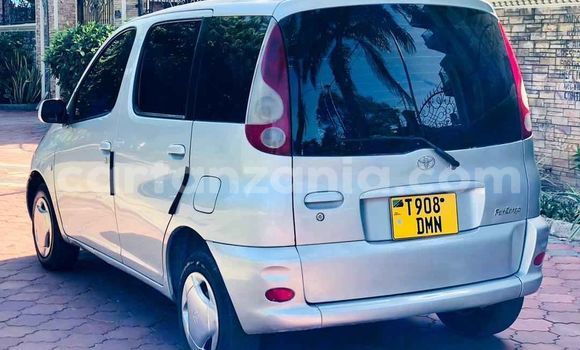 Nunua Ilio tumika Toyota FunCargo Fedha Gari ndani ya Dar es Salaam nchini Dar es Salaam Nunua Ilio tumika Toyota FunCargo Fedha Gari ndani ya Dar es Salaam nchini Dar es Salaam