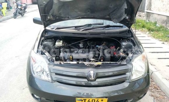 Nunua Ilio tumika Toyota IST Nyingine Gari ndani ya Dar es Salaam nchini Dar es Salaam Nunua Ilio tumika Toyota IST Nyingine Gari ndani ya Dar es Salaam nchini Dar es Salaam