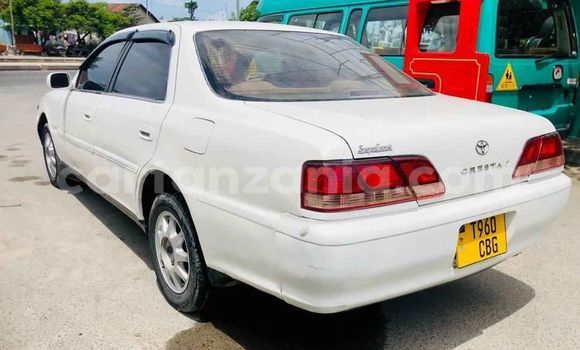Nunua Ilio tumika Toyota Cresta Nyeupe Gari ndani ya Dar es Salaam nchini Dar es Salaam Nunua Ilio tumika Toyota Cresta Nyeupe Gari ndani ya Dar es Salaam nchini Dar es Salaam