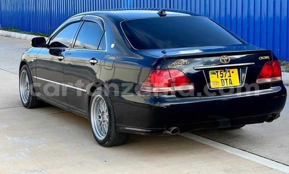 Nunua Ilio tumika Toyota Crown Nyeusi Gari ndani ya Dar es Salaam nchini Dar es Salaam Nunua Ilio tumika Toyota Crown Nyeusi Gari ndani ya Dar es Salaam nchini Dar es Salaam