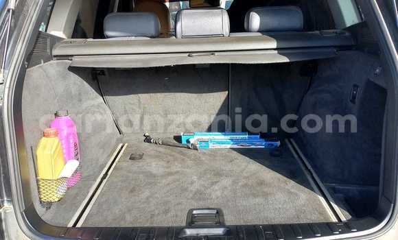 Nunua Ilio tumika BMW X3 Nyeusi Gari ndani ya Dar es Salaam nchini Dar es Salaam Nunua Ilio tumika BMW X3 Nyeusi Gari ndani ya Dar es Salaam nchini Dar es Salaam