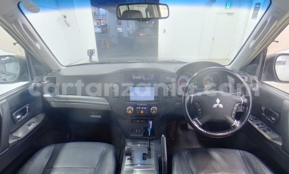 Nunua Imported Mitsubishi Pajero Nyeusi Gari ndani ya Dar es Salaam nchini Dar es Salaam Nunua Imported Mitsubishi Pajero Nyeusi Gari ndani ya Dar es Salaam nchini Dar es Salaam