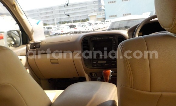 Nunua Imported Toyota Land Cruiser Nyingine Gari ndani ya Dar es Salaam nchini Dar es Salaam Nunua Imported Toyota Land Cruiser Nyingine Gari ndani ya Dar es Salaam nchini Dar es Salaam