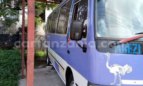 Nunua Ilio tumika Toyota Coaster Nyingine Gari ndani ya Dar es Salaam nchini Dar es Salaam Nunua Ilio tumika Toyota Coaster Nyingine Gari ndani ya Dar es Salaam nchini Dar es Salaam
