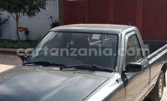 Nunua Ilio tumika Toyota Hilux Nyeusi Gari ndani ya Dar es Salaam nchini Dar es Salaam Nunua Ilio tumika Toyota Hilux Nyeusi Gari ndani ya Dar es Salaam nchini Dar es Salaam