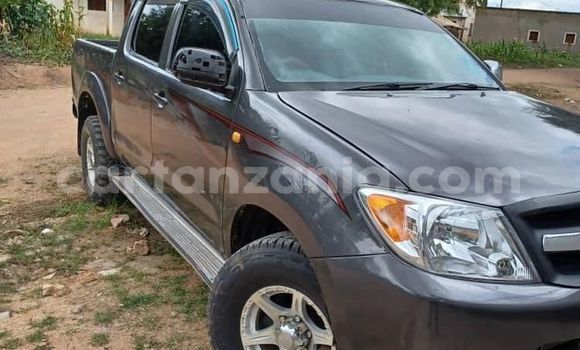 Buy Used Toyota Hilux Black Car in Dar es Salaam in Dar es Salaam