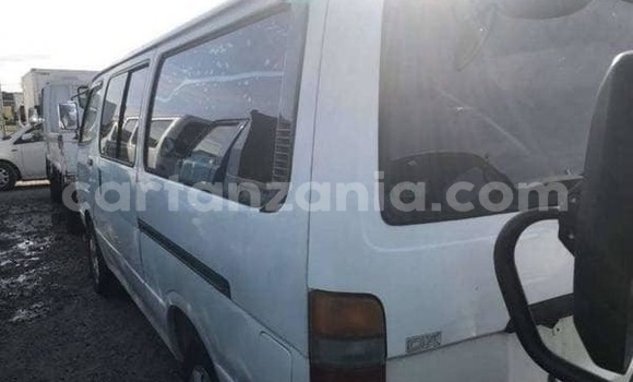 Nunua Ilio tumika Toyota Hiace Nyeupe Gari ndani ya Dar es Salaam nchini Dar es Salaam Nunua Ilio tumika Toyota Hiace Nyeupe Gari ndani ya Dar es Salaam nchini Dar es Salaam