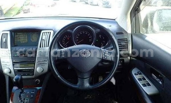 Nunua Ilio tumika Toyota Harrier Nyeusi Gari ndani ya Dar es Salaam nchini Dar es Salaam Nunua Ilio tumika Toyota Harrier Nyeusi Gari ndani ya Dar es Salaam nchini Dar es Salaam