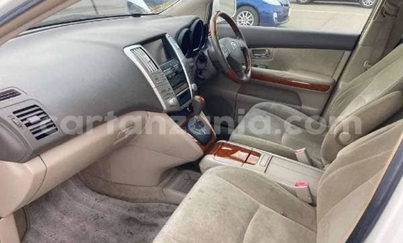 Nunua Ilio tumika Toyota Harrier Nyeupe Gari ndani ya Mwanza nchini Mwanza Nunua Ilio tumika Toyota Harrier Nyeupe Gari ndani ya Mwanza nchini Mwanza