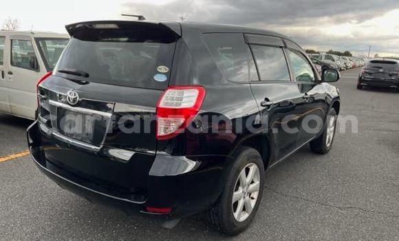 Nunua Ilio tumika Toyota Vanguard Nyeusi Gari ndani ya Mwanza nchini Mwanza Nunua Ilio tumika Toyota Vanguard Nyeusi Gari ndani ya Mwanza nchini Mwanza