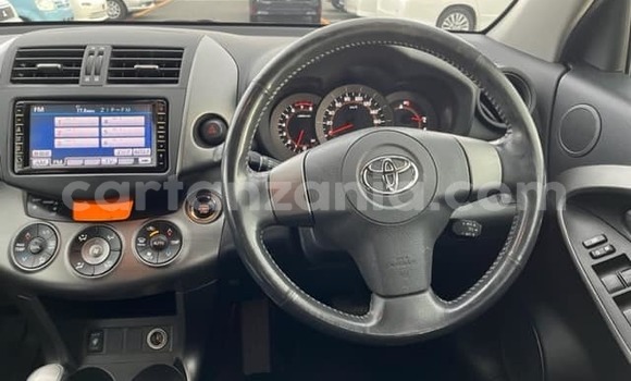 Nunua Ilio tumika Toyota Vanguard Nyeusi Gari ndani ya Mwanza nchini Mwanza Nunua Ilio tumika Toyota Vanguard Nyeusi Gari ndani ya Mwanza nchini Mwanza