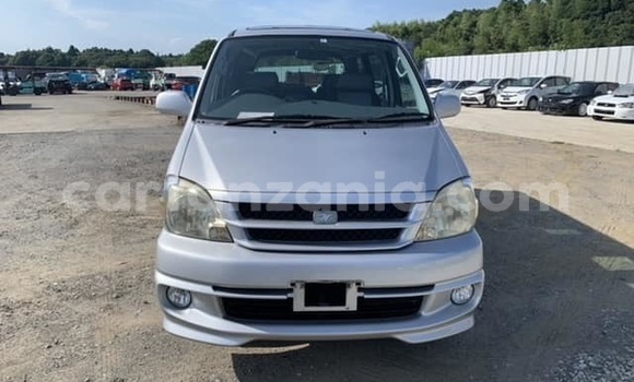 Nunua Ilio tumika Toyota Hiace Fedha Gari ndani ya Mwanza nchini Mwanza Nunua Ilio tumika Toyota Hiace Fedha Gari ndani ya Mwanza nchini Mwanza