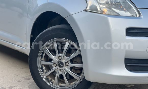 Nunua Ilio tumika Toyota Ractis Fedha Gari ndani ya Dar es Salaam nchini Dar es Salaam Nunua Ilio tumika Toyota Ractis Fedha Gari ndani ya Dar es Salaam nchini Dar es Salaam
