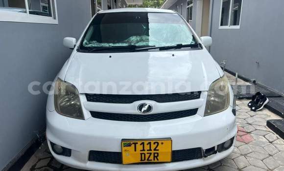 Nunua Ilio tumika Toyota IST Nyeupe Gari ndani ya Dar es Salaam nchini Dar es Salaam Nunua Ilio tumika Toyota IST Nyeupe Gari ndani ya Dar es Salaam nchini Dar es Salaam