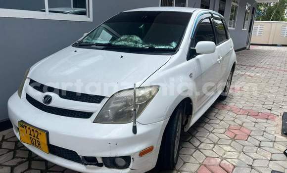 Nunua Ilio tumika Toyota IST Nyeupe Gari ndani ya Dar es Salaam nchini Dar es Salaam Nunua Ilio tumika Toyota IST Nyeupe Gari ndani ya Dar es Salaam nchini Dar es Salaam