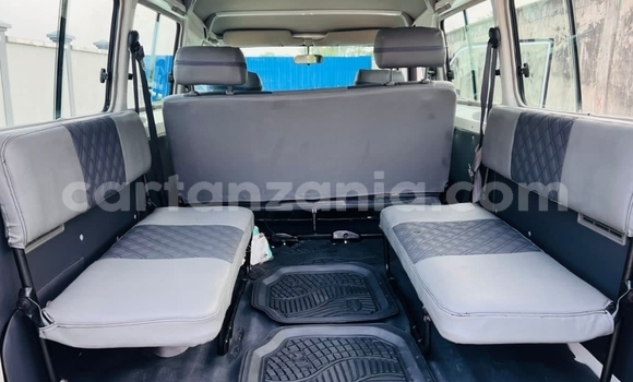 Buy Used Toyota Land Cruiser White Car in Dar es Salaam in Dar es Salaam Buy Used Toyota Land Cruiser White Car in Dar es Salaam in Dar es Salaam