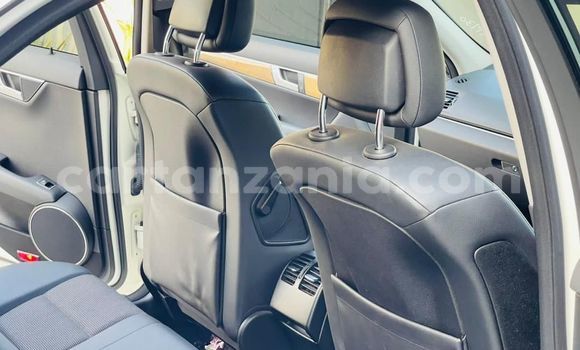Buy Import Mercedes-Benz C-Classe White Car in Dar es Salaam in Dar es Salaam Buy Import Mercedes-Benz C-Classe White Car in Dar es Salaam in Dar es Salaam