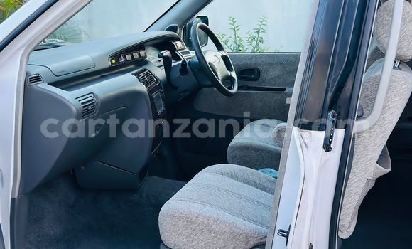 Nunua Imported Toyota Noah Nyingine Gari ndani ya Dar es Salaam nchini Dar es Salaam Nunua Imported Toyota Noah Nyingine Gari ndani ya Dar es Salaam nchini Dar es Salaam