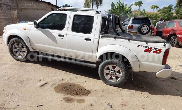 Buy Used Nissan Hardbody White Car in Dar es Salaam in Dar es Salaam Buy Used Nissan Hardbody White Car in Dar es Salaam in Dar es Salaam