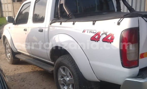 Buy Used Nissan Hardbody White Car in Dar es Salaam in Dar es Salaam Buy Used Nissan Hardbody White Car in Dar es Salaam in Dar es Salaam