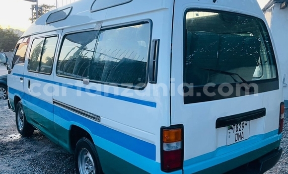 Buy Used Nissan Caravan White Car in Dar es Salaam in Dar es Salaam Buy Used Nissan Caravan White Car in Dar es Salaam in Dar es Salaam