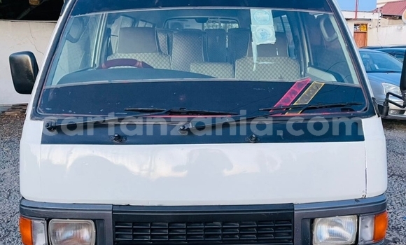 Buy Used Nissan Caravan White Car in Dar es Salaam in Dar es Salaam Buy Used Nissan Caravan White Car in Dar es Salaam in Dar es Salaam
