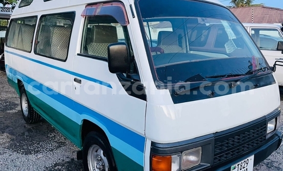 Buy Used Nissan Caravan White Car in Dar es Salaam in Dar es Salaam Buy Used Nissan Caravan White Car in Dar es Salaam in Dar es Salaam