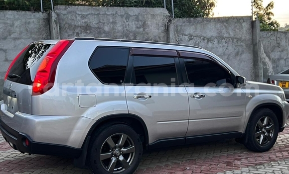 Buy Used Nissan X–Trail Silver Car in Dar es Salaam in Dar es Salaam
