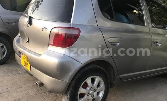 Nunua Ilio tumika Toyota Vitz Fedha Gari ndani ya Dar es Salaam nchini Dar es Salaam Nunua Ilio tumika Toyota Vitz Fedha Gari ndani ya Dar es Salaam nchini Dar es Salaam
