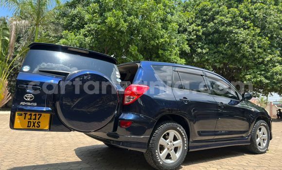 Nunua Ilio tumika Toyota RAV4 Bluu Gari ndani ya Dar es Salaam nchini Dar es Salaam Nunua Ilio tumika Toyota RAV4 Bluu Gari ndani ya Dar es Salaam nchini Dar es Salaam