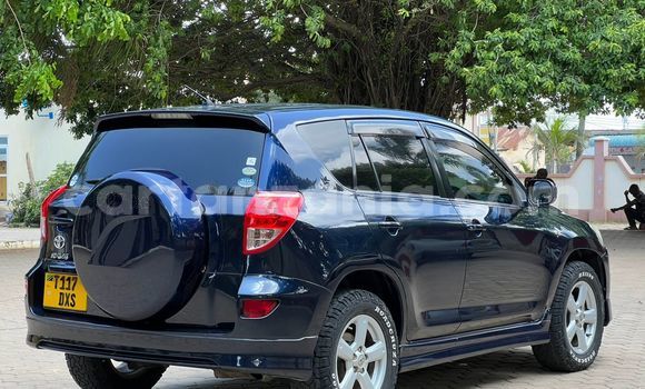 Nunua Ilio tumika Toyota RAV4 Bluu Gari ndani ya Dar es Salaam nchini Dar es Salaam Nunua Ilio tumika Toyota RAV4 Bluu Gari ndani ya Dar es Salaam nchini Dar es Salaam