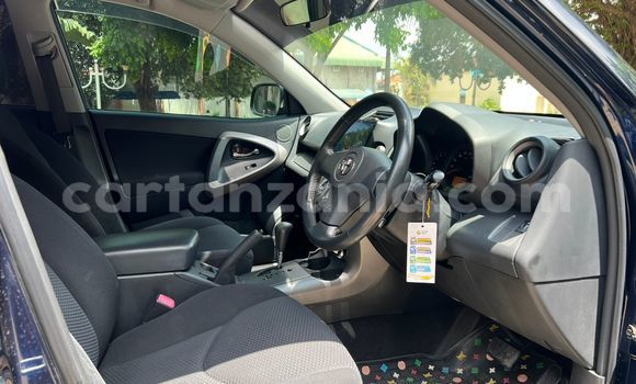 Nunua Ilio tumika Toyota RAV4 Bluu Gari ndani ya Dar es Salaam nchini Dar es Salaam Nunua Ilio tumika Toyota RAV4 Bluu Gari ndani ya Dar es Salaam nchini Dar es Salaam